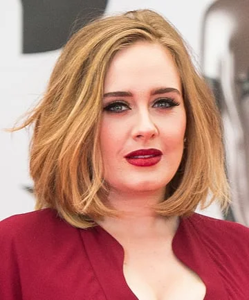 Rounded blonde lob haircut with full side volume for thin hair